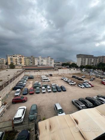 4 vani zona viale regione siciliana Pitrè