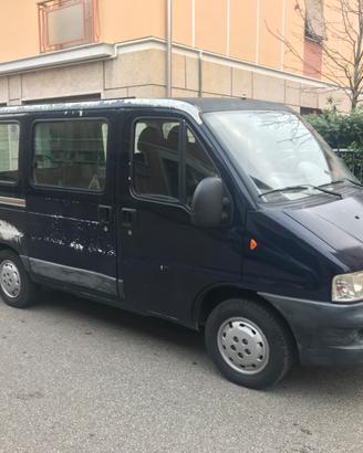 Fiat Ducato 9 posti GPL