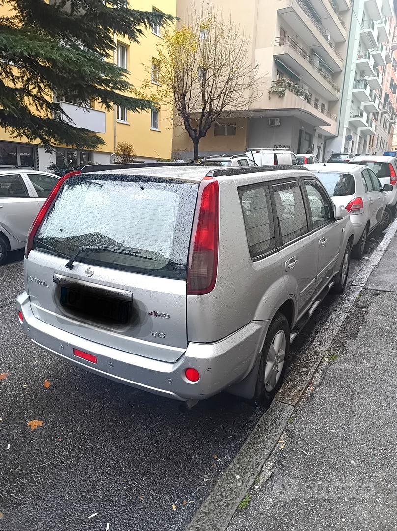 Nissan X-Trail 2004 photo 2