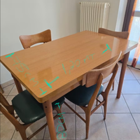 Tavolo in legno allungabile