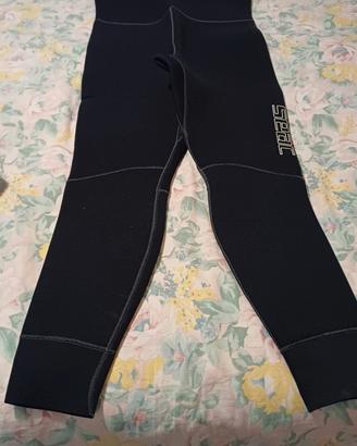 tuta da sub in neoprene  5mm con guanti e cintura 