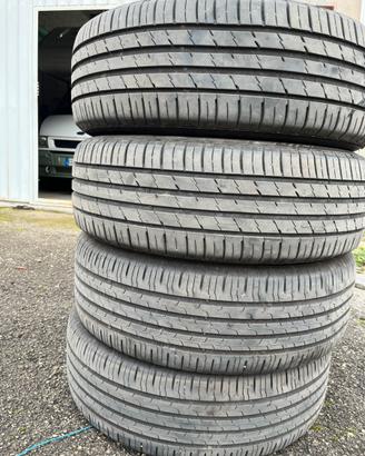 Gomme estive 225/60/18