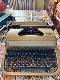 Macchina da scrivere vintage