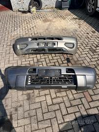 Paraurti anteriori Nissan Terrano