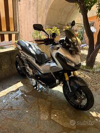 Honda x adv 750