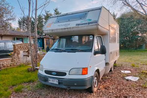 Camper Mansardato ideale prima esperienza