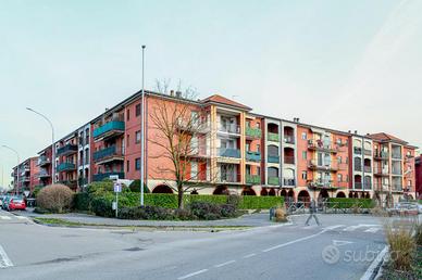 4 LOCALI A SETTIMO MILANESE