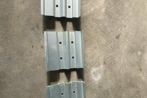 Staffe per montaggio veranda Fiamma