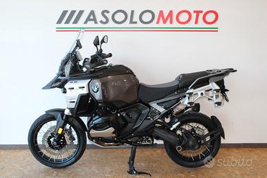 Bmw R 1300 GS ADVENTURE TRIPLE BLACK CON ABBASSATO