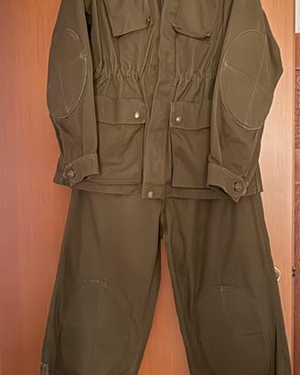 Divisa militare anni 70. Originale .