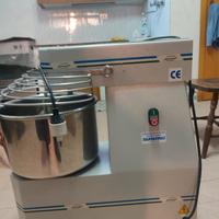 macchina impastatrice professionale 