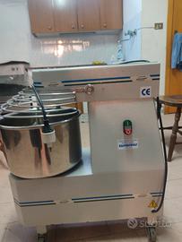 macchina impastatrice professionale 