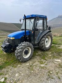 Trattore new Holland tn 75