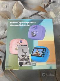 Macchina Fotografica con stampa istantantanea