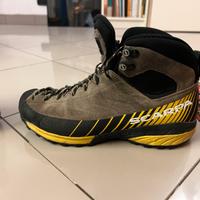 Scarpa da trekking “scarpa”