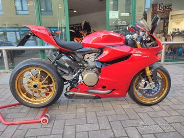 ducati Panigale 1199 s abs