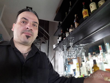 Macchinista caffetteria con esperienza