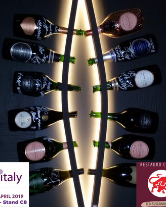 Portabottiglie da parete doppio a LED