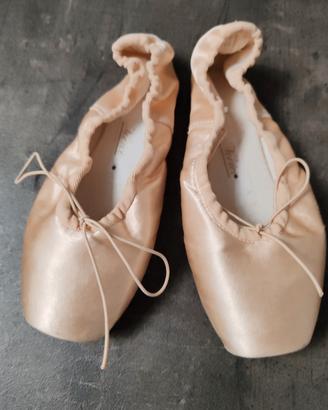scarpe da punta nr. 5