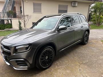 Mercedes glb 200 d 4 matic 7 posti