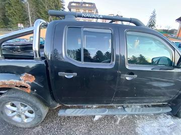 PORTA POSTERIORE DESTRA PER NAVARA D40 2007