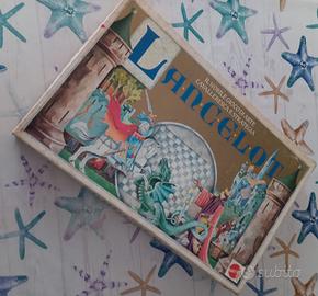 Raro gioco di società