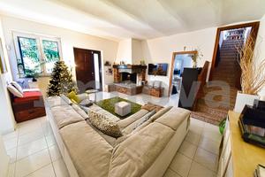 Villa singola con ampio giardino