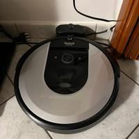 Roomba IRobot i7156 usato