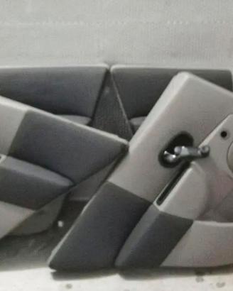 Renault Modus rivestimenti sportelli nterni