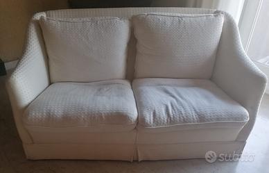 Coppia di divani da due posti