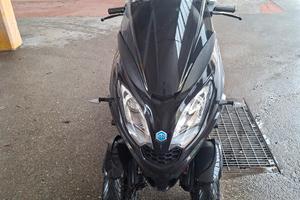 Piaggio mp3 hpe sport 