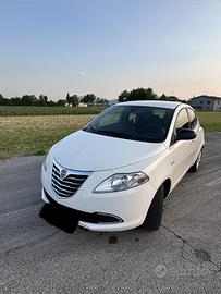 Lancia Ypsilon 1.2 benzina perfetta