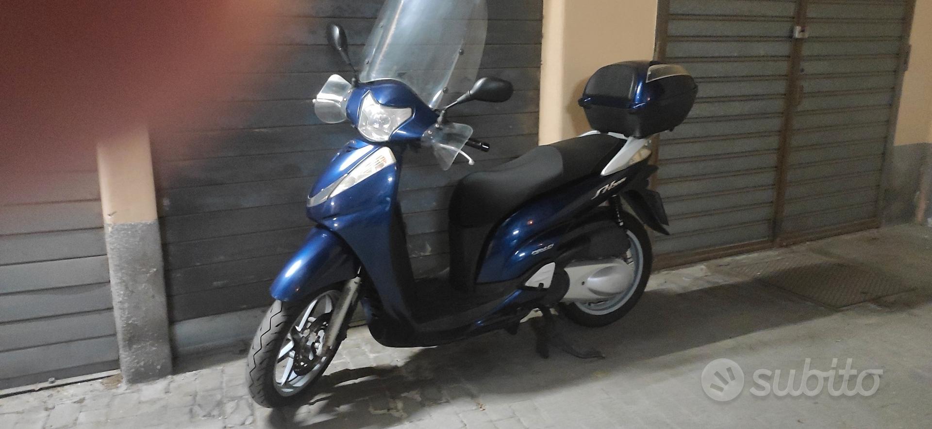 Honda sh 300 compreso passaggio di proprietà
