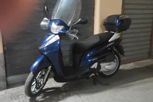 Honda sh 300 compreso passaggio di proprietà 
