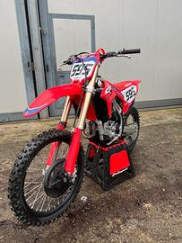 Honda crf 250 r 2022 (16 ore)