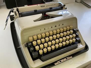 Macchina da scrivere anni ‘60