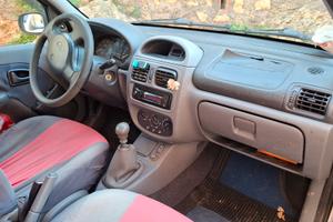 Renault Clio 2 per neopatentati 