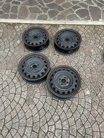 Cerchi e copricerchi Toyota