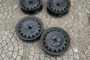 Cerchi e copricerchi Toyota