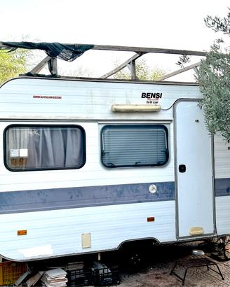 Roulotte Adria 380