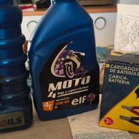 caricabatterie moto + olio motore 