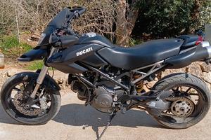 Ducati Hypermotard 796 - 2011