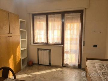 Appartamento arredato -  Zona Università