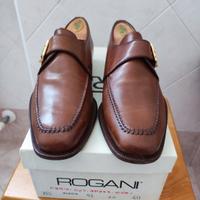 Scarpe in pelle marrone 