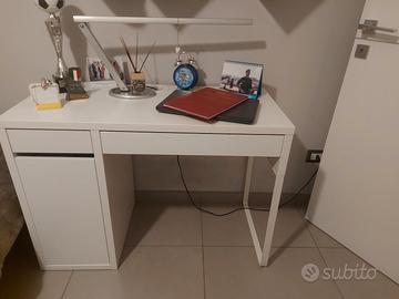 scrivania classica ikea col. bianco