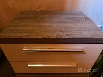 Coppia comodini stanza da letto