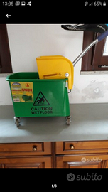 Carrello mop lavapavimenti