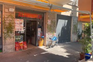 Mini market a Centocelle
