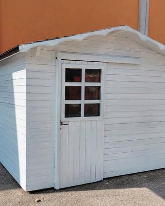 CASETTA IN LEGNO