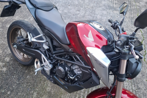 Honda cb 125 r 2022